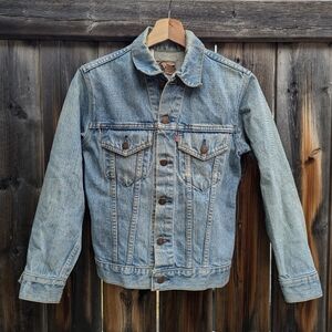 Vintage Levi's jean jacket size small